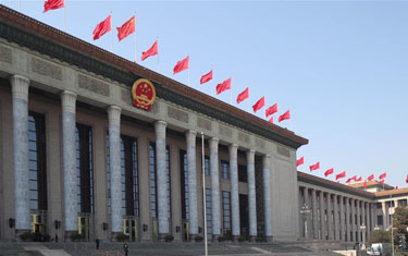 世界聚焦两会 关注中国经济发展